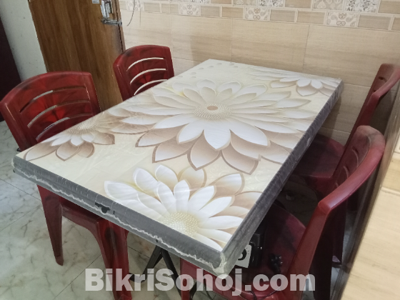 Tebel Chair